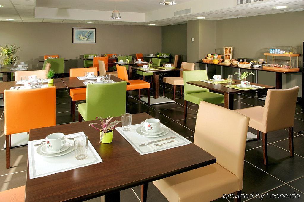 Appart'City Confort Niort Centre Aparthotel Restaurant foto